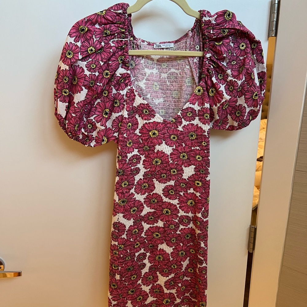 Zara dress size M